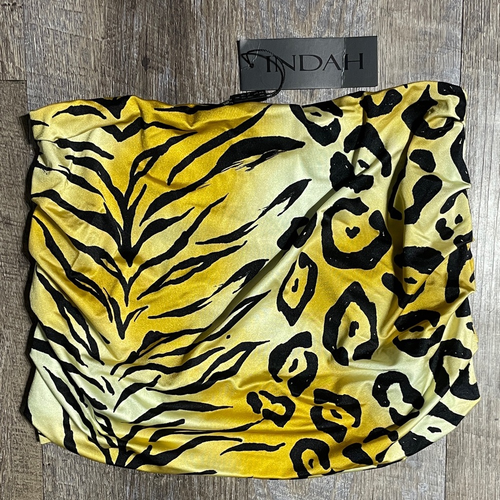 Indah Leopard Print Mini Skirt - Yellow and Black - Picture 2 of 6